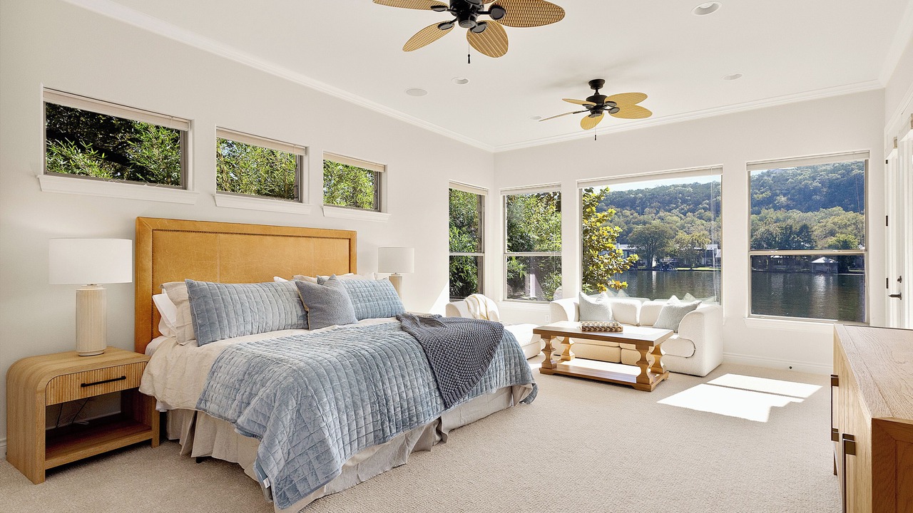Photo of Outdoor in Oak Shores On Lake Austin