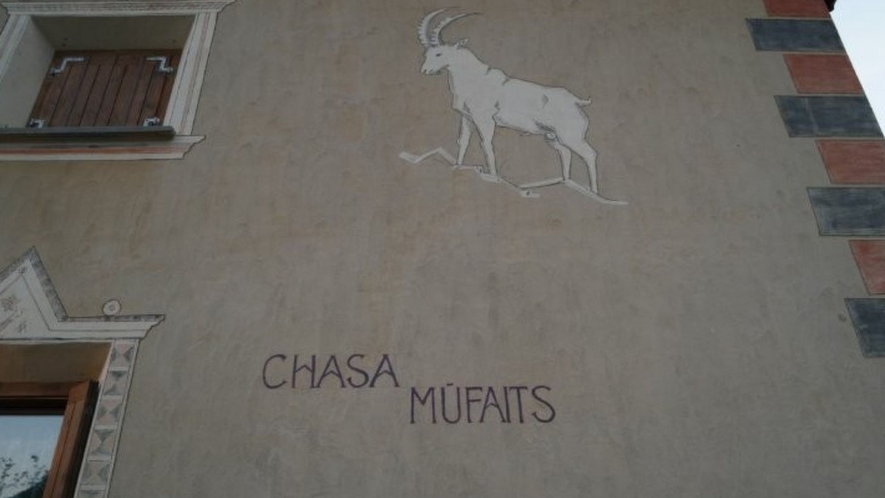 Photo of Others in Tschierv