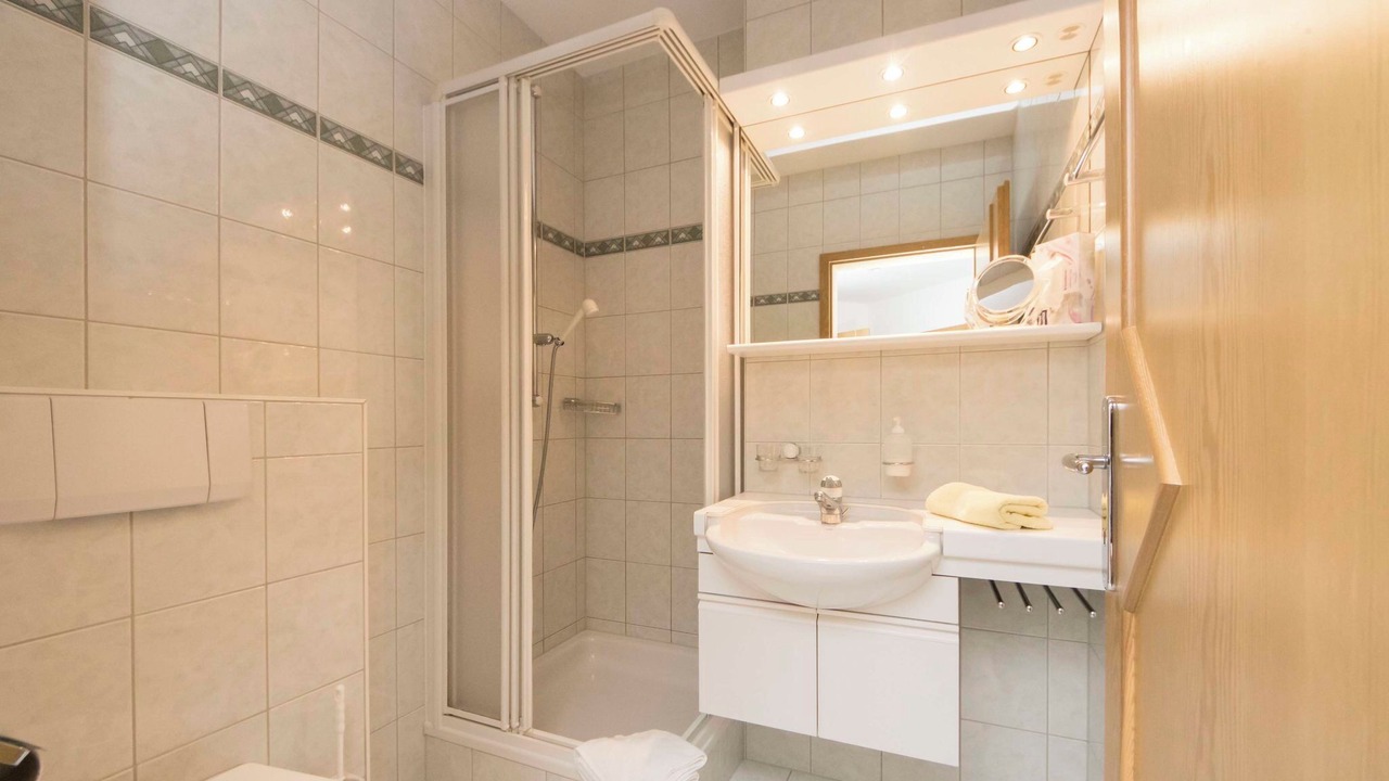 Photo of Bathroom in Ravaisch
