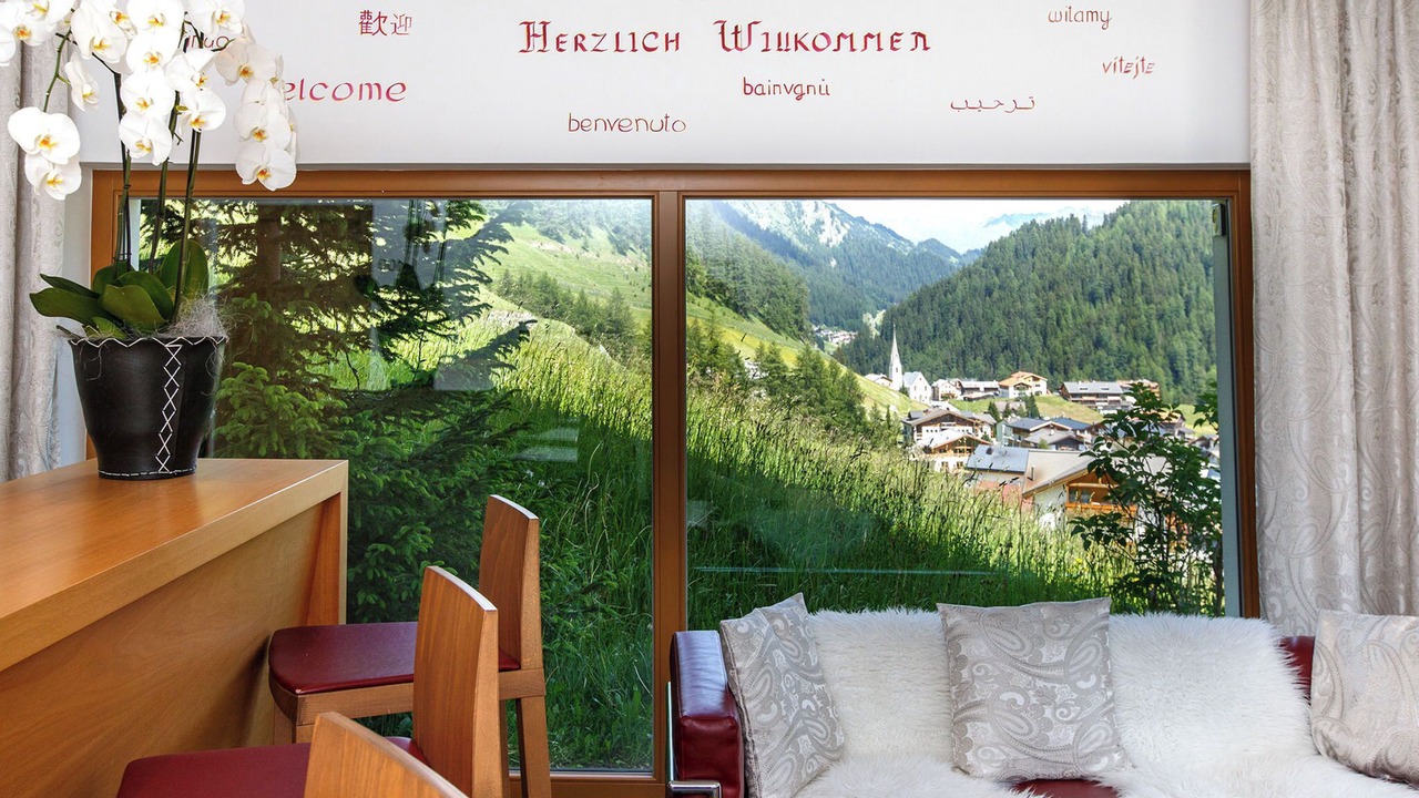 Photo of Livingroom in Ravaisch