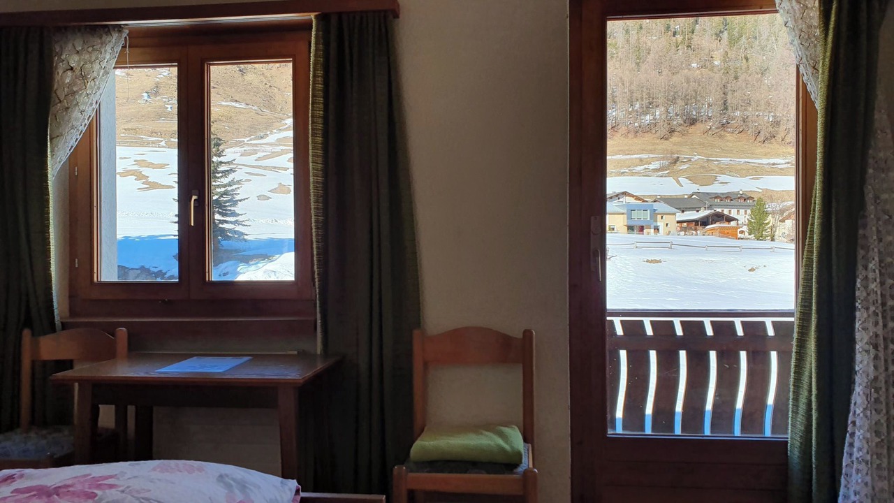 Photo of Livingroom in Tschierv