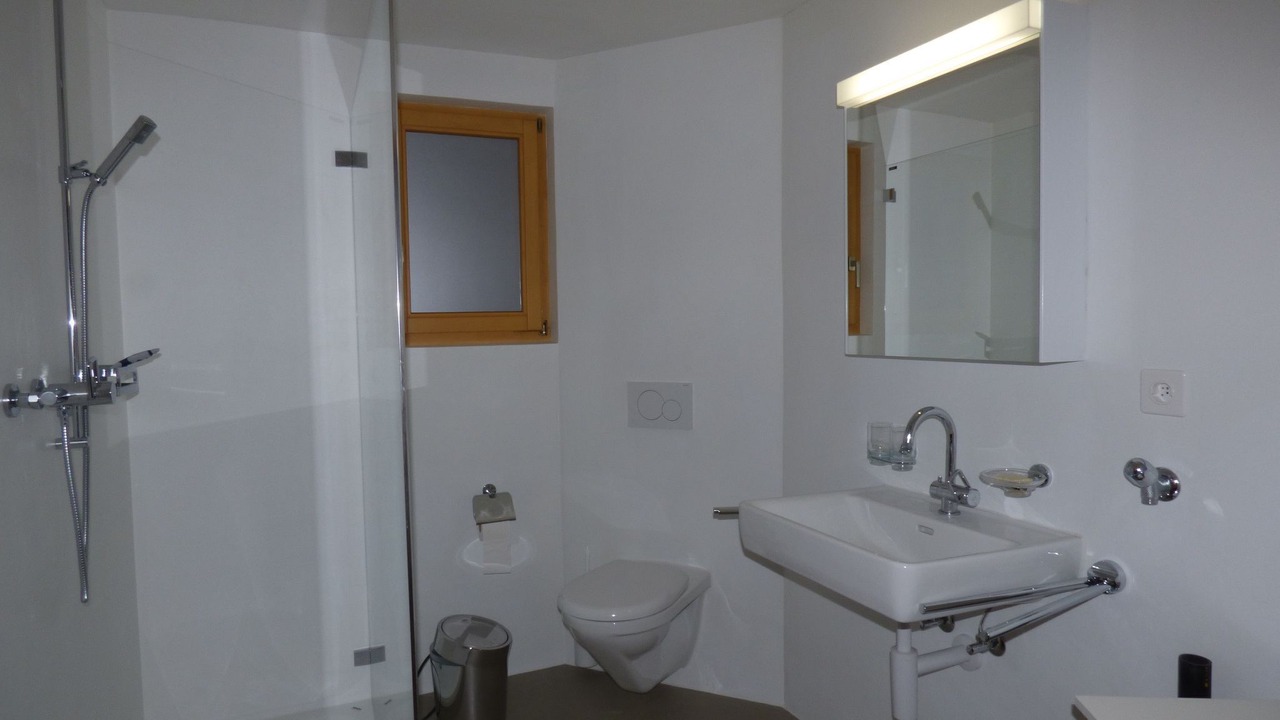 Photo of Bathroom in Tschlin