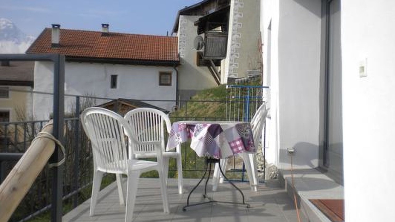 Photo of Others in Tschlin
