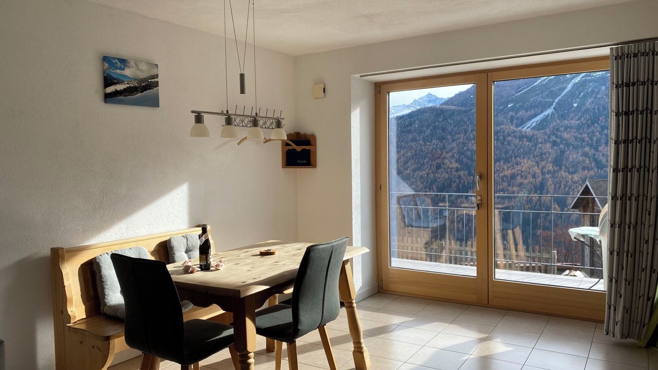 Photo of Bedroom in Tschlin