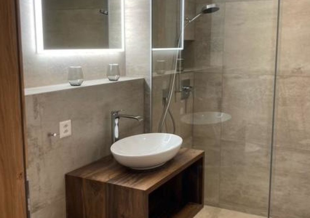 Photo of Bathroom in Ravaisch