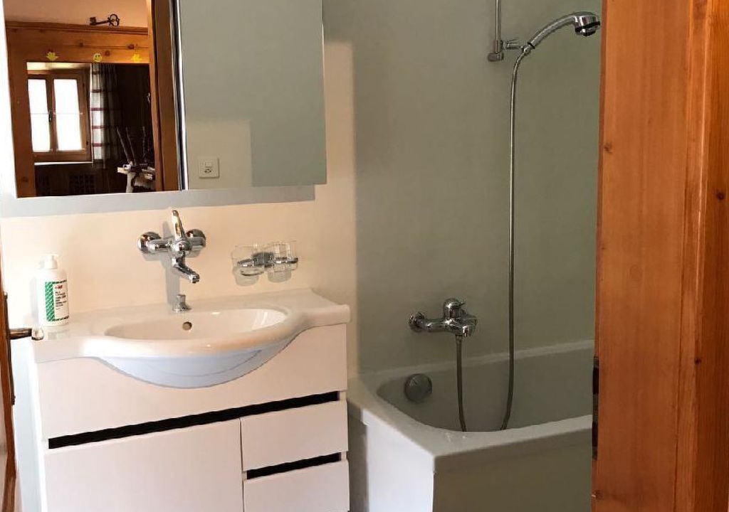 Photo of Bathroom in Zernez