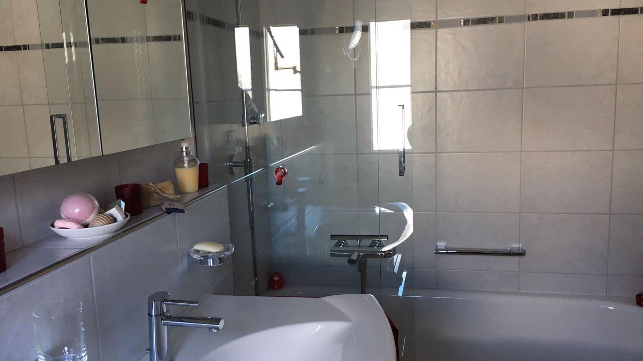 Photo of Bathroom in Sent