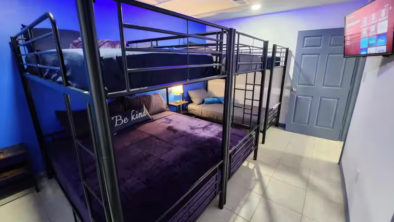Photo of Bedroom in Central Arlington