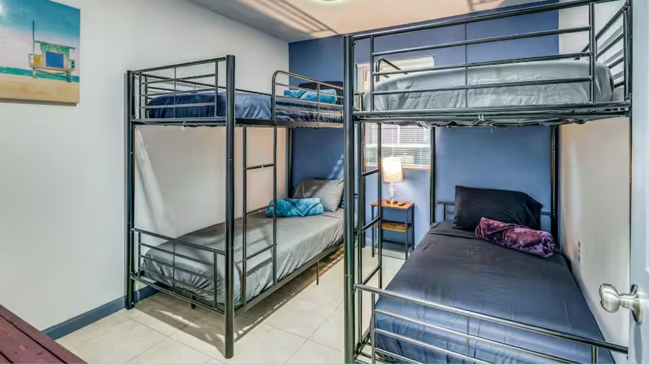 Photo of Bedroom in Central Arlington
