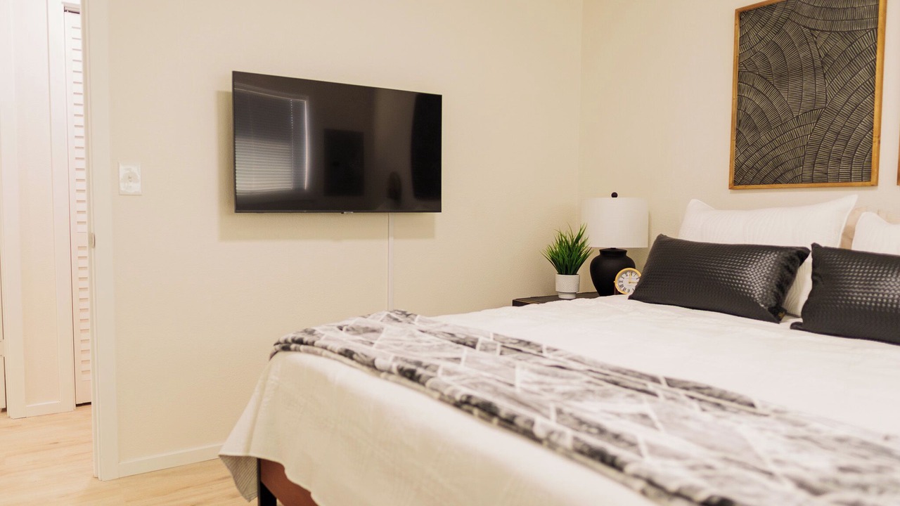 Photo of Bedroom in Tri-Cities