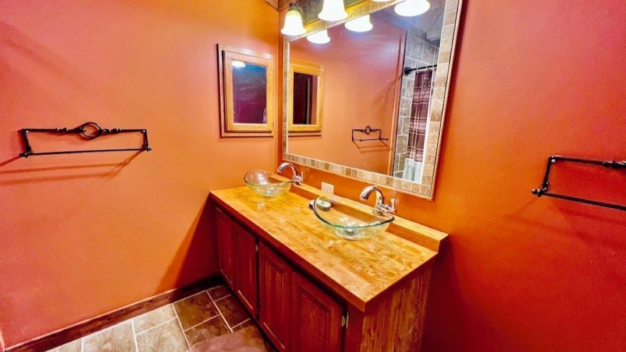 Photo of Bathroom in Harpers Ferry