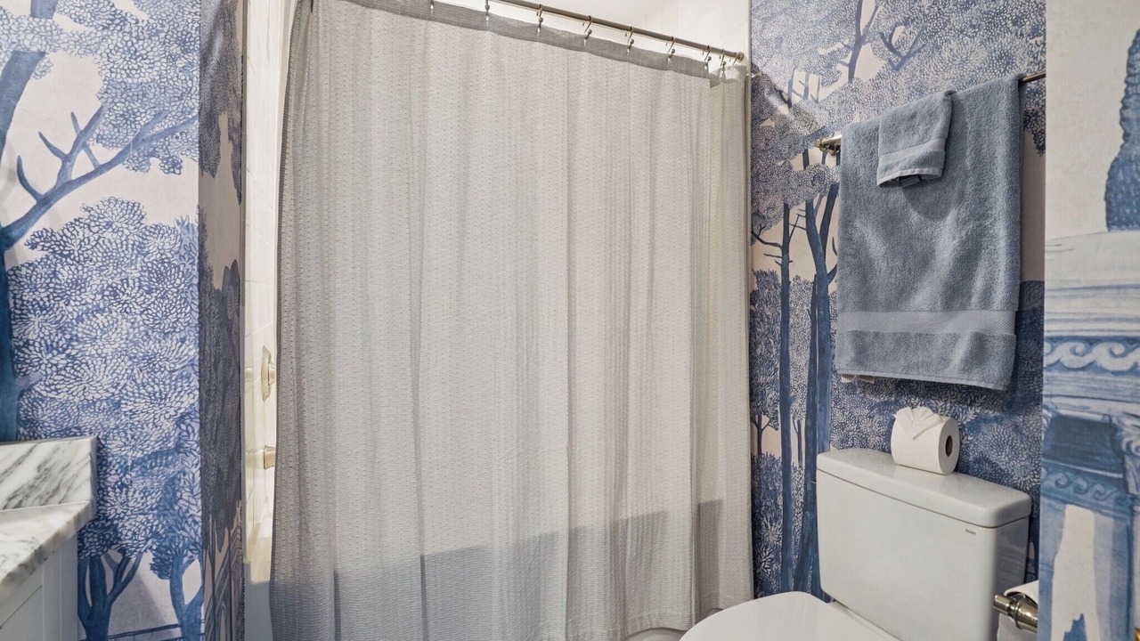 Photo of Bathroom in West Meade