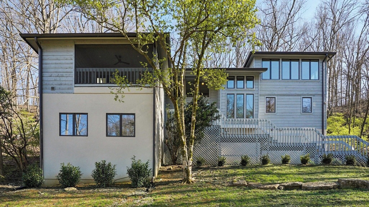 Photo of Outdoor in West Meade