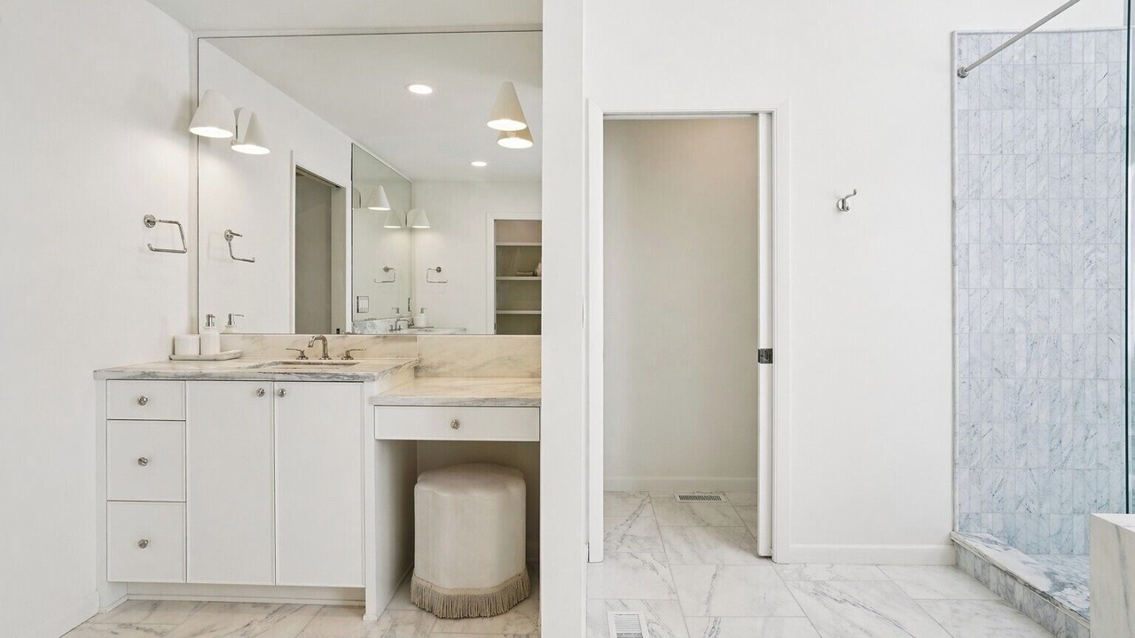 Photo of Bathroom in West Meade