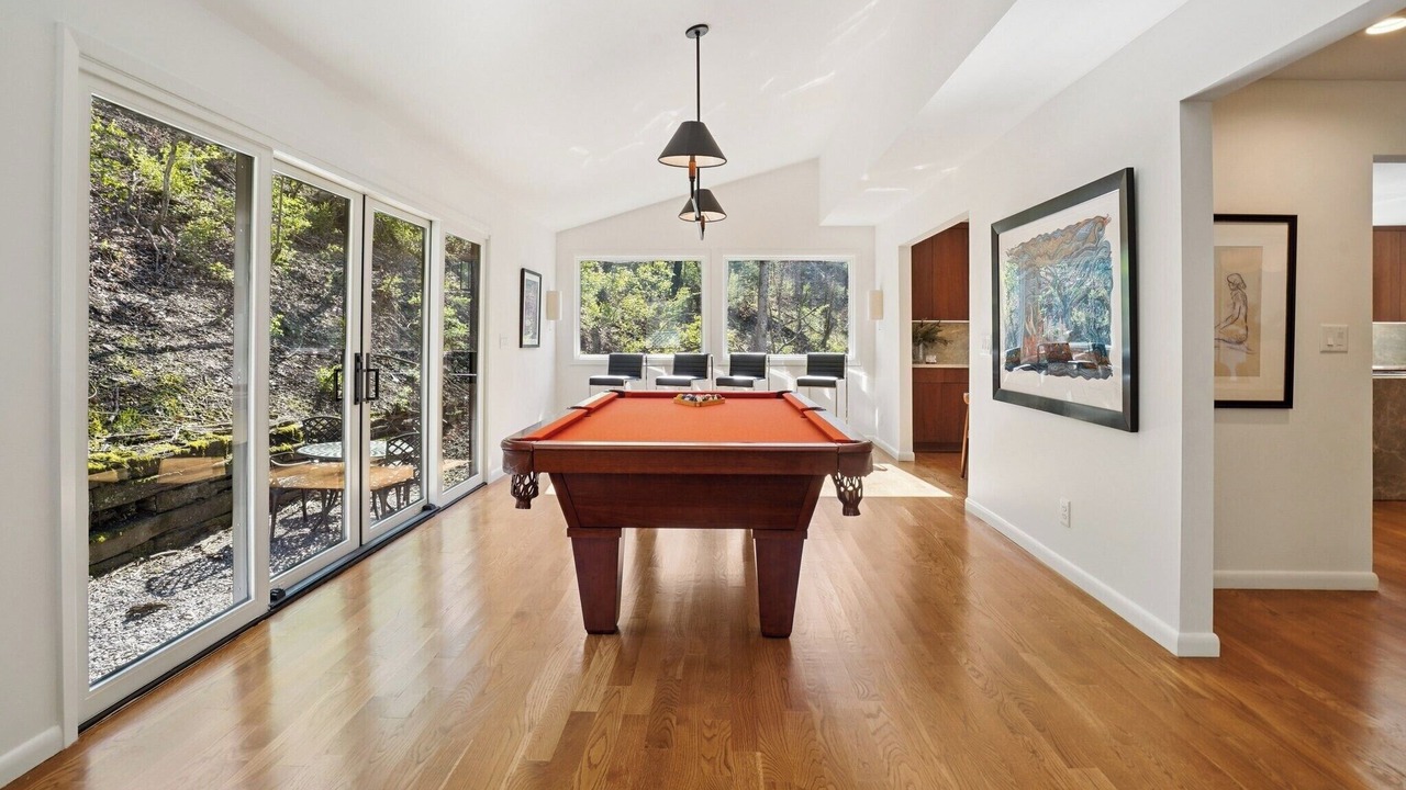 Photo of Bedroom in West Meade