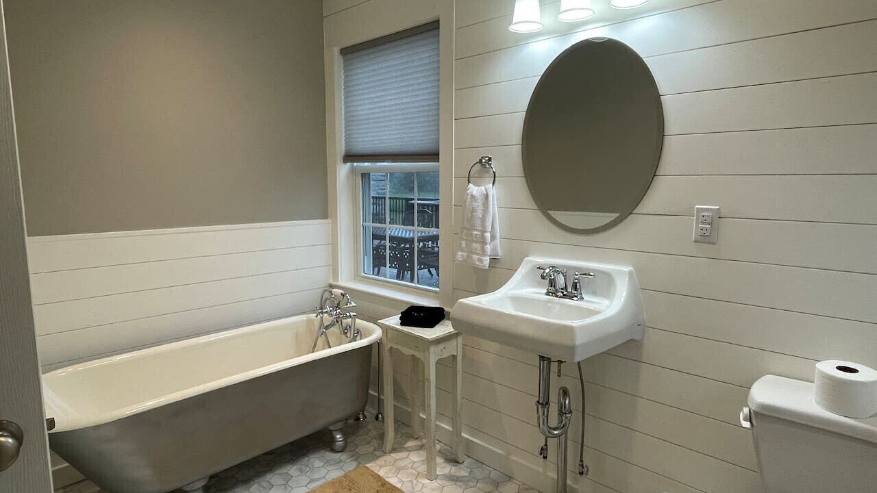 Photo of Bathroom in Leacock-Leola-Bareville
