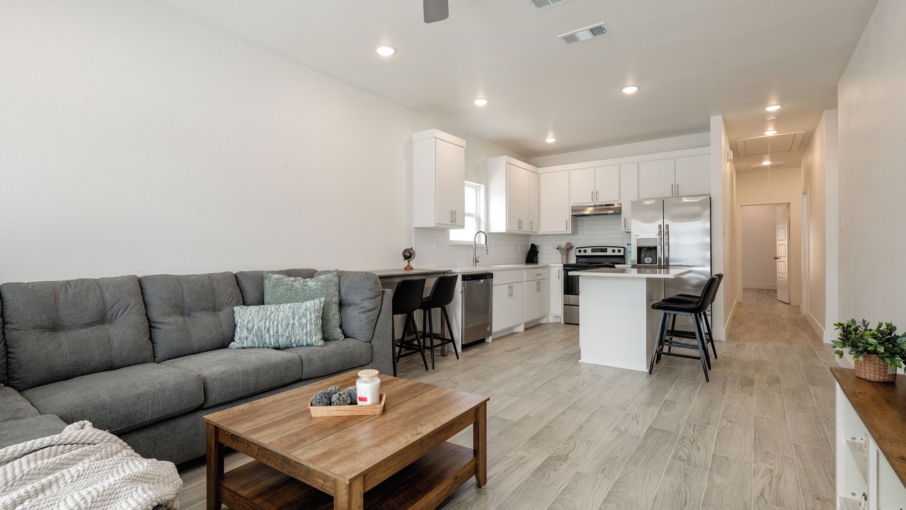 Photo of Livingroom in Sulphur Springs