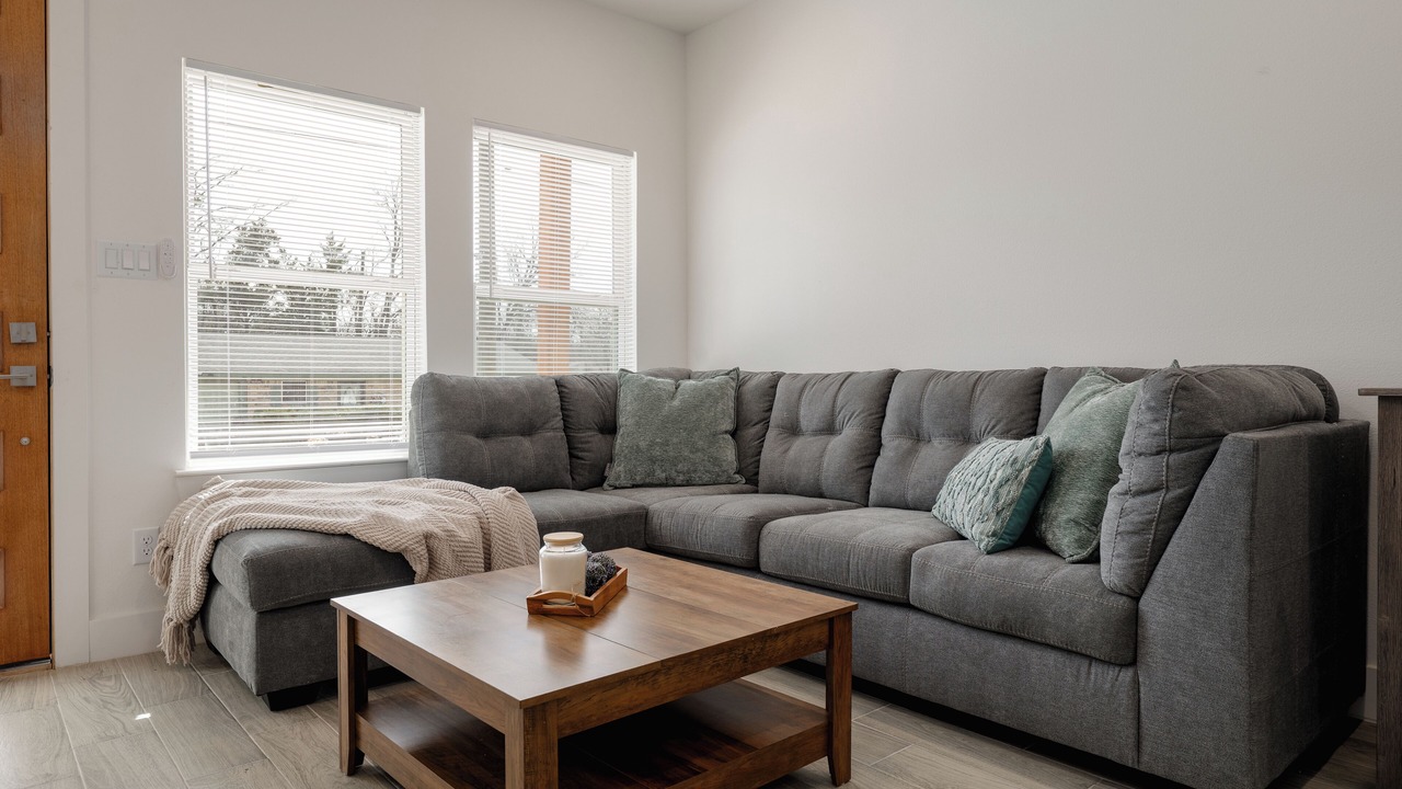 Photo of Livingroom in Sulphur Springs