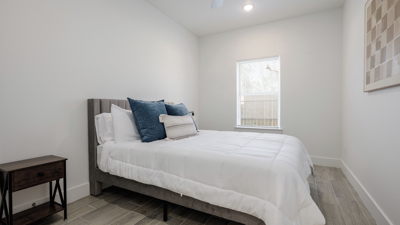 Photo of Bedroom in Sulphur Springs