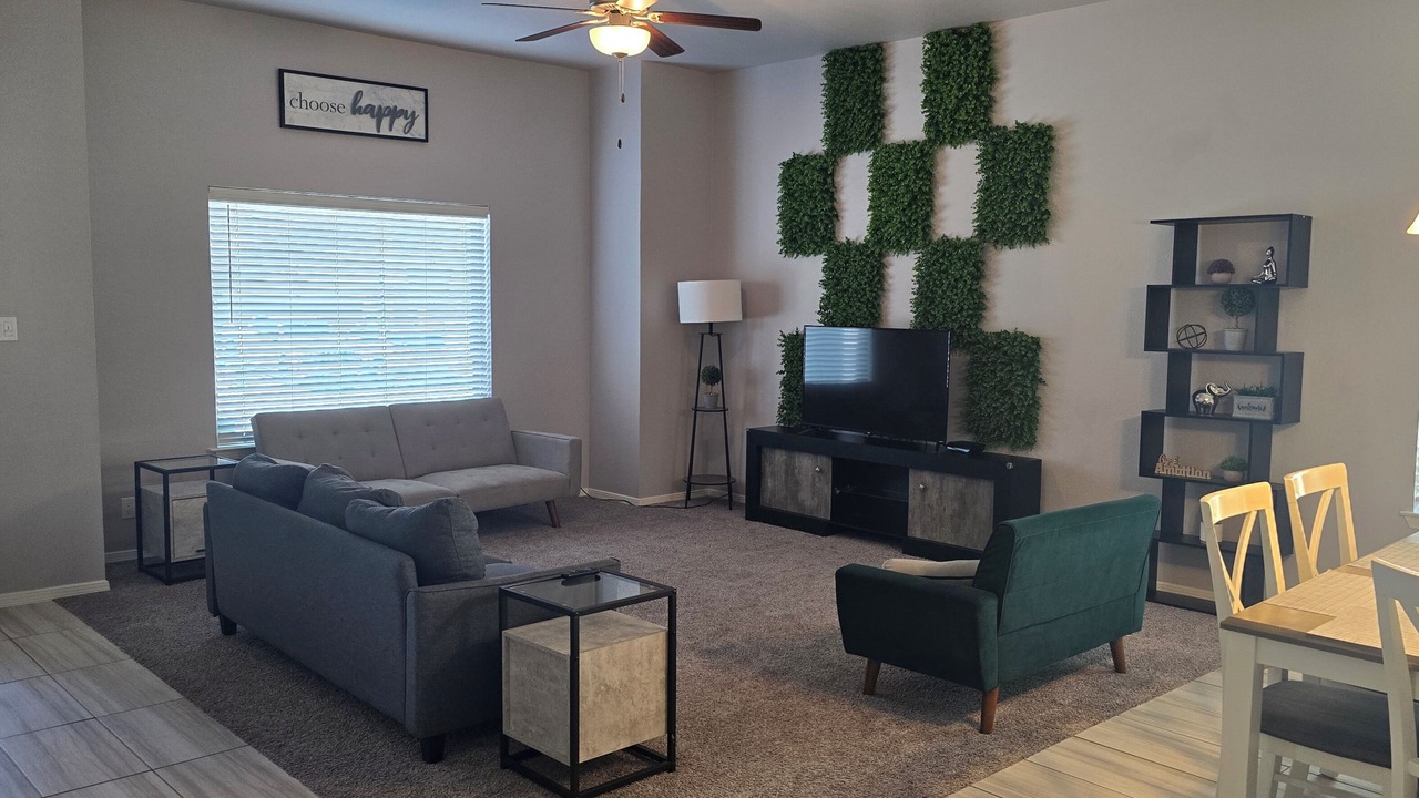 Photo of Livingroom in Biggs Field