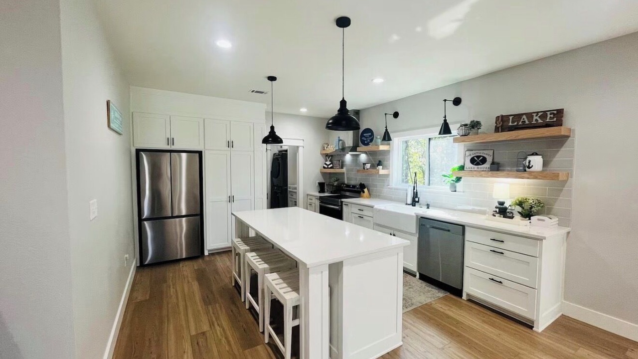 Photo of Kitchen in Clinton