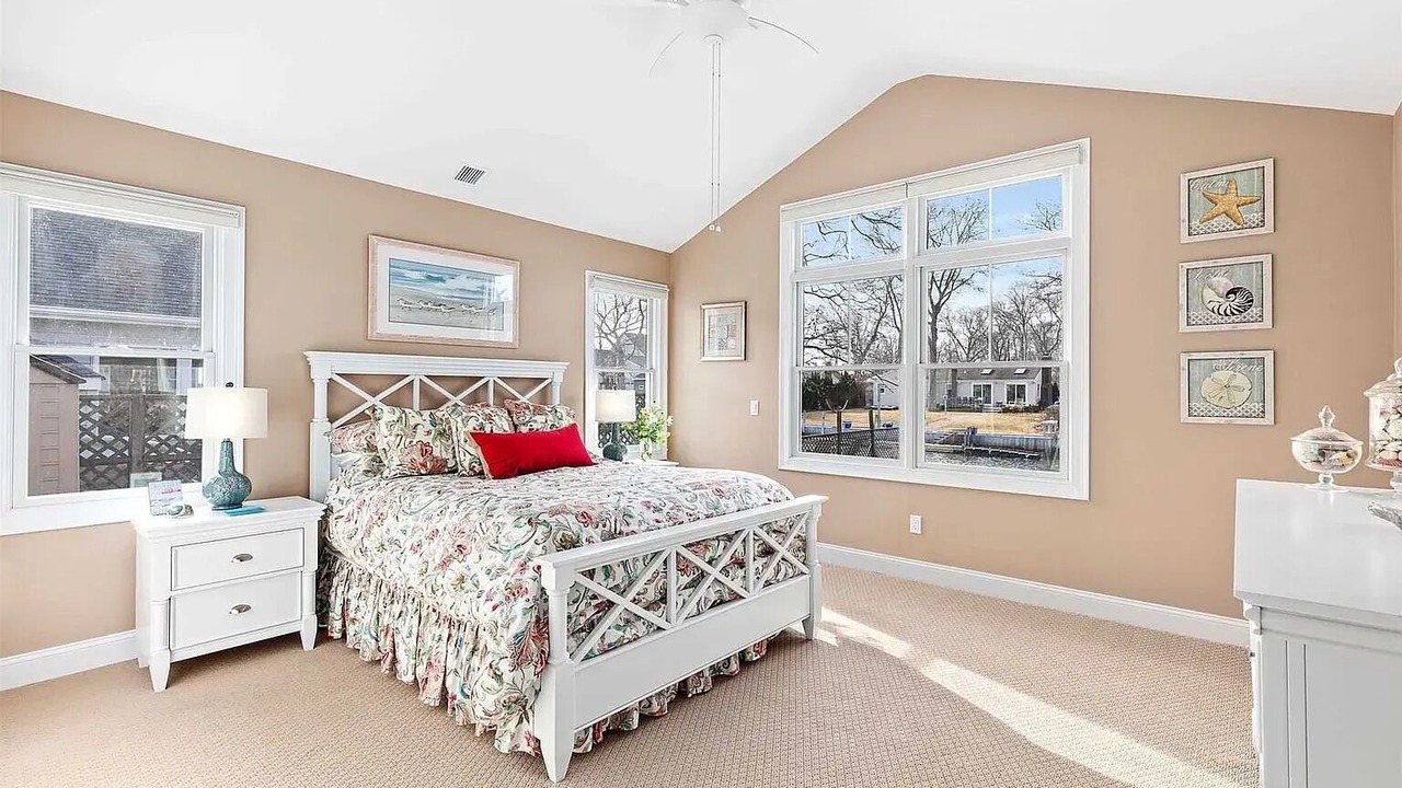 Photo of Bedroom in East Quogue