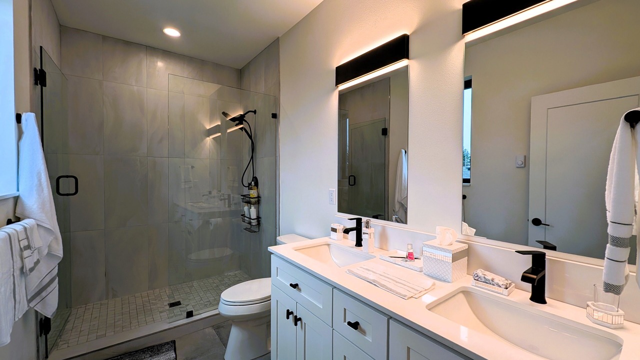 Photo of Bathroom in West End