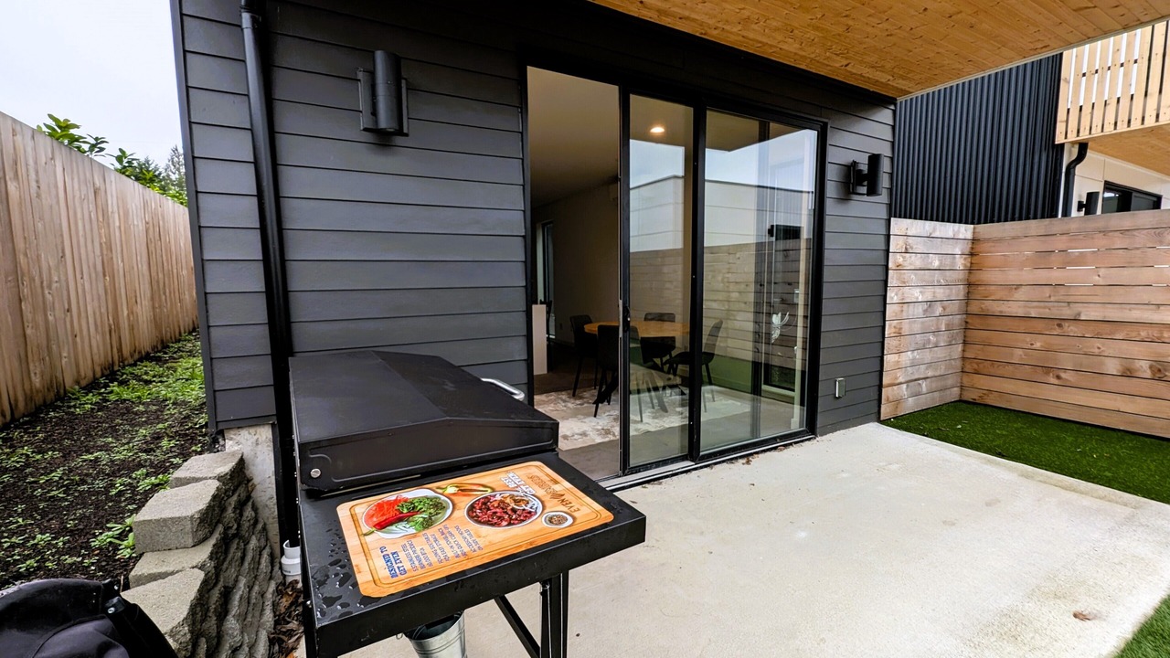 Photo of Outdoor in West End