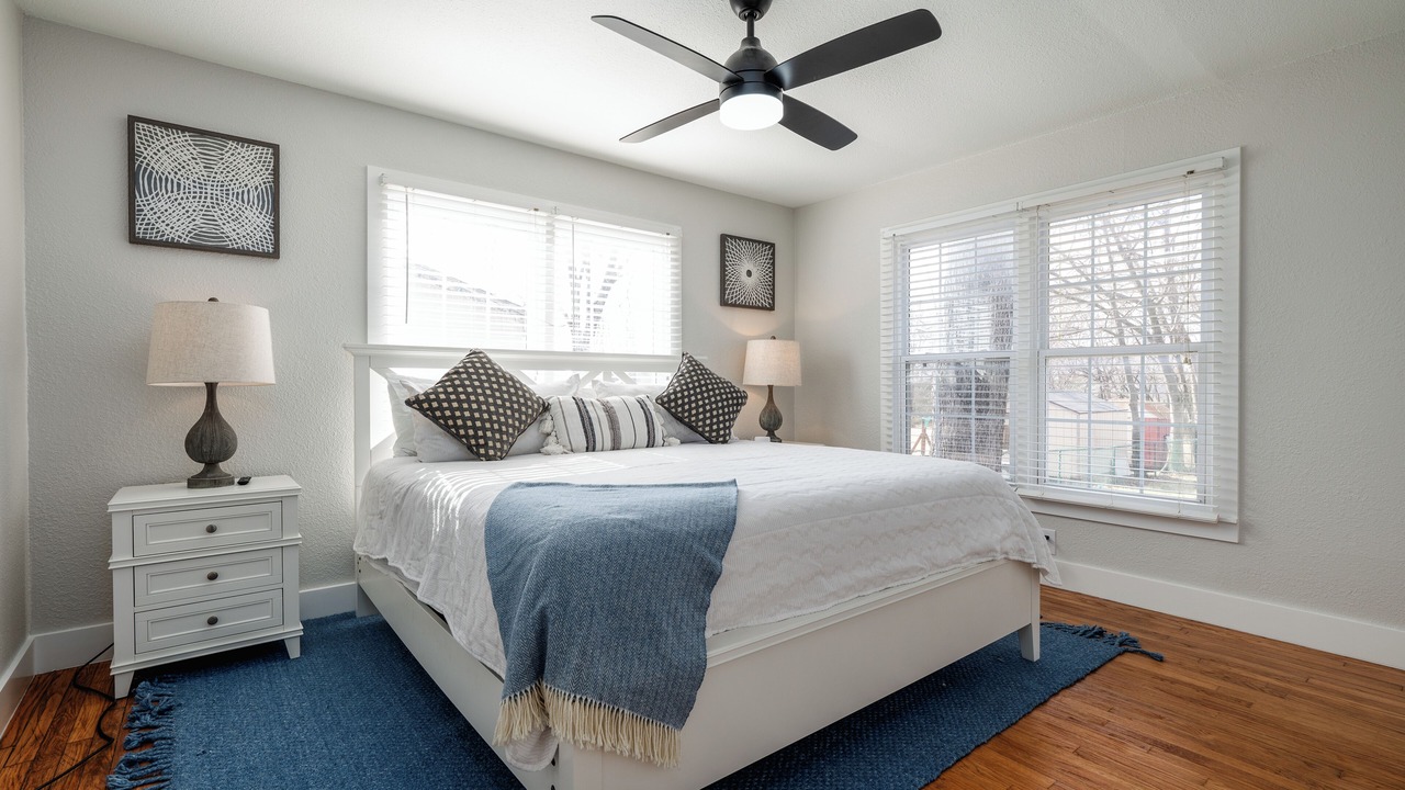 Photo of Bedroom in Sulphur Springs