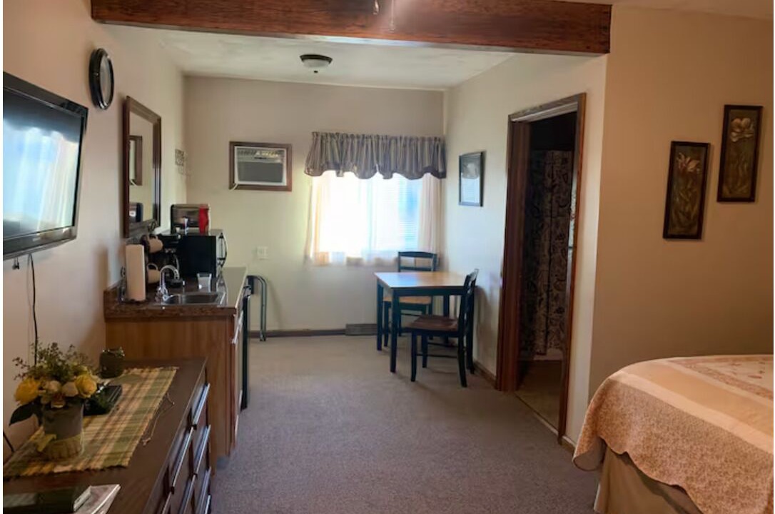 Photo of Bedroom in Confluence