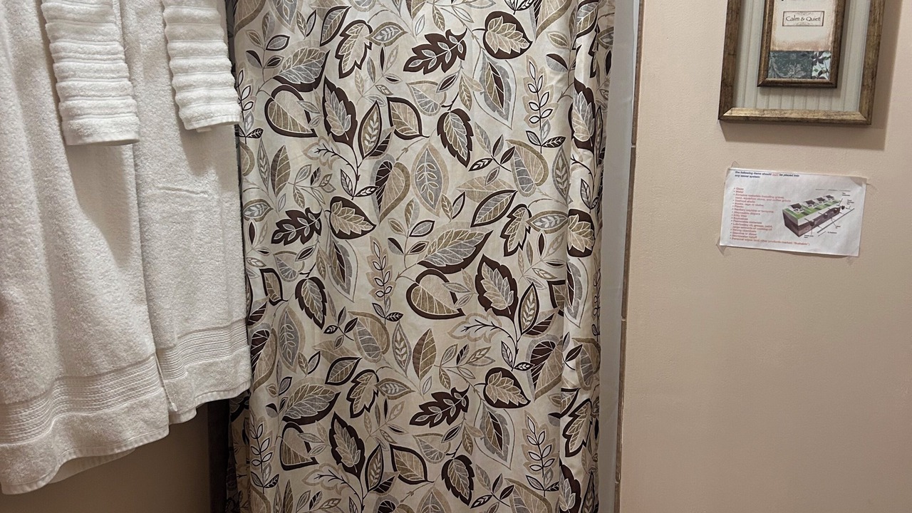 Photo of Bathroom in Confluence