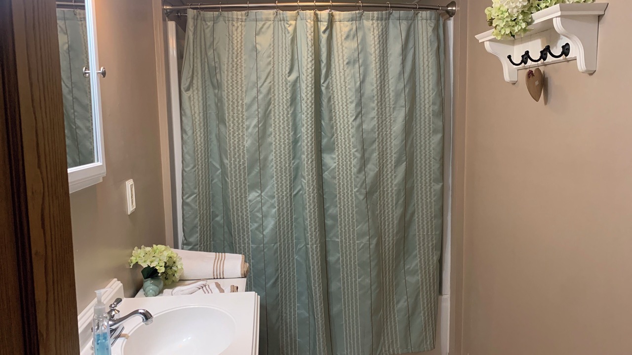 Photo of Bathroom in Confluence