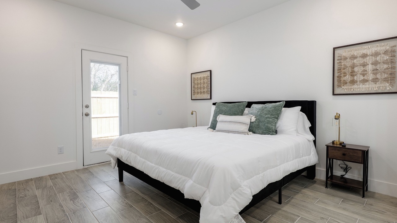 Photo of Bedroom in Sulphur Springs
