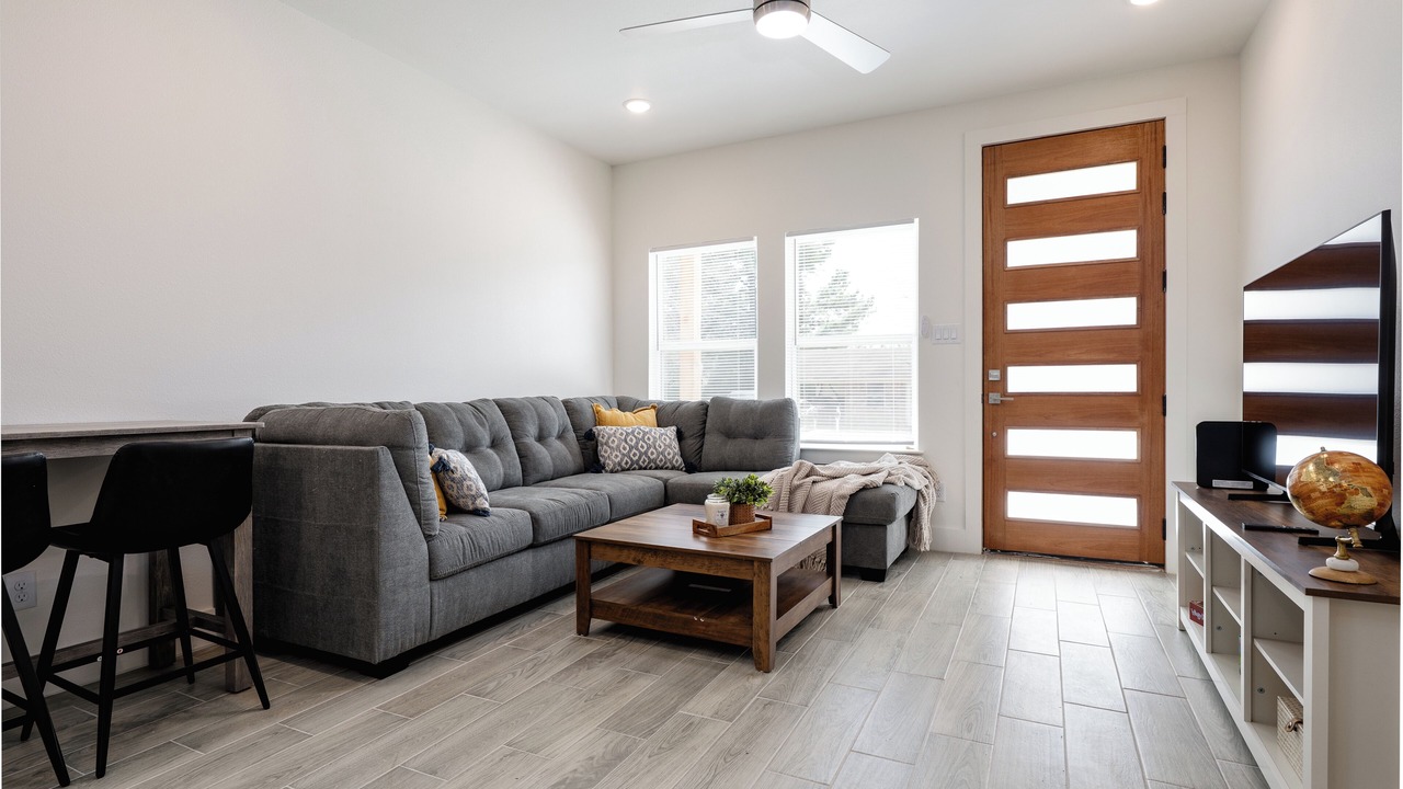 Photo of Livingroom in Sulphur Springs