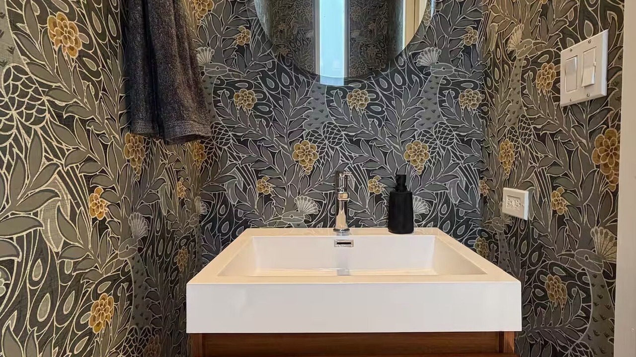 Photo of Bathroom in Oak Lawn