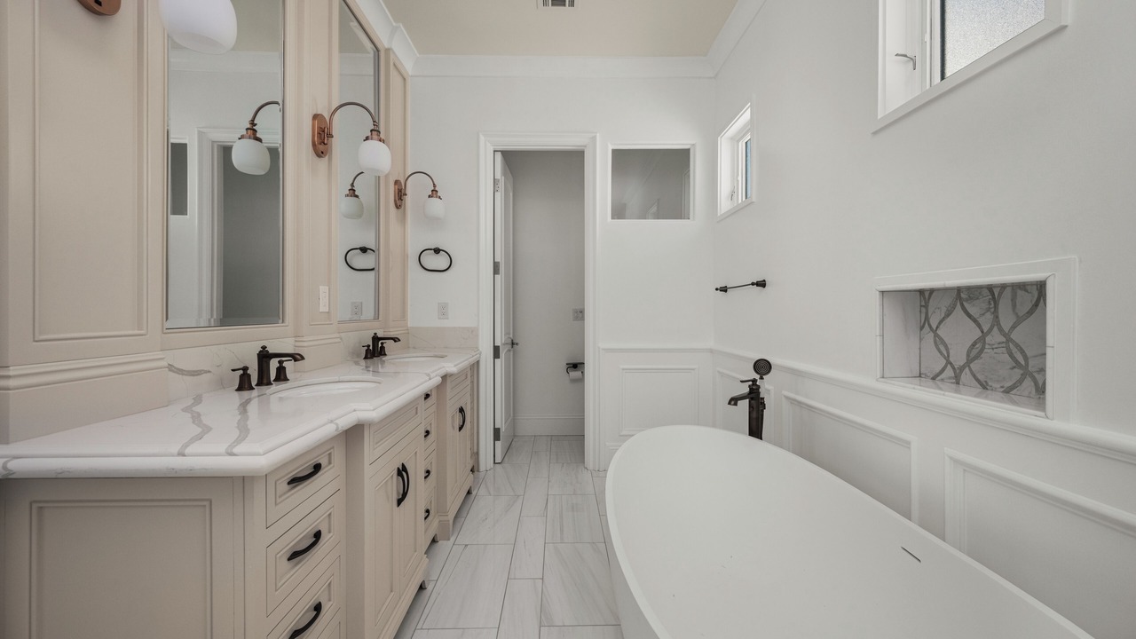 Photo of Bathroom in Newport Coast