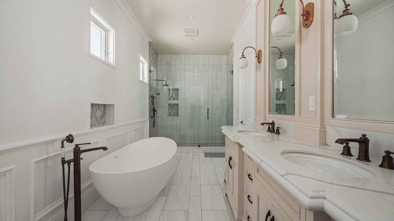 Photo of Bathroom in Newport Coast