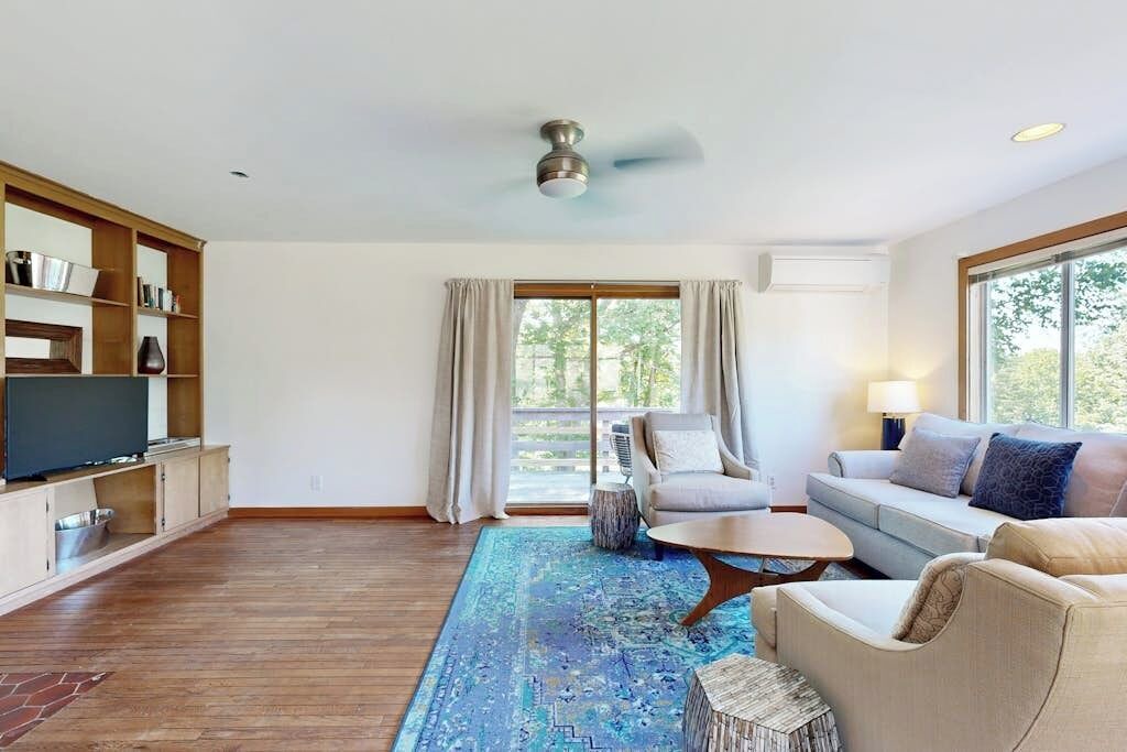 Photo of Livingroom in Cushing