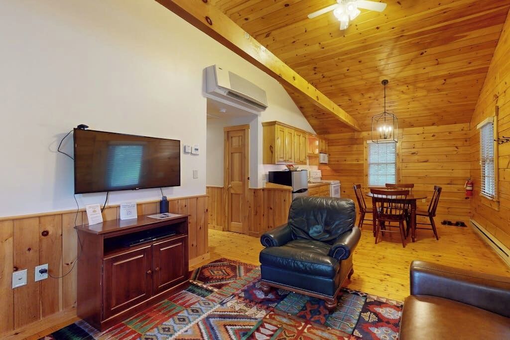 Photo of Livingroom in Northport