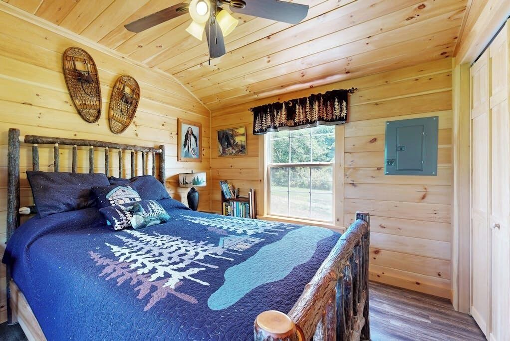 Photo of Bedroom in East Sullivan