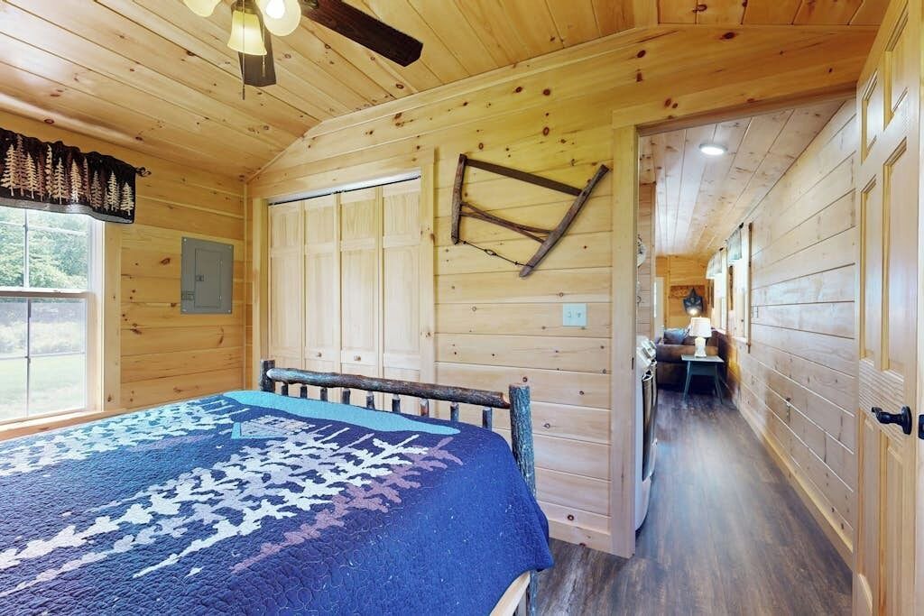 Photo of Bedroom in East Sullivan