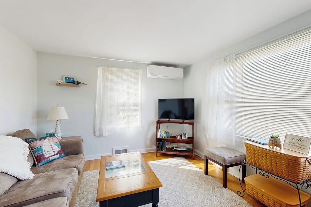 Photo of Livingroom in Winter Harbor