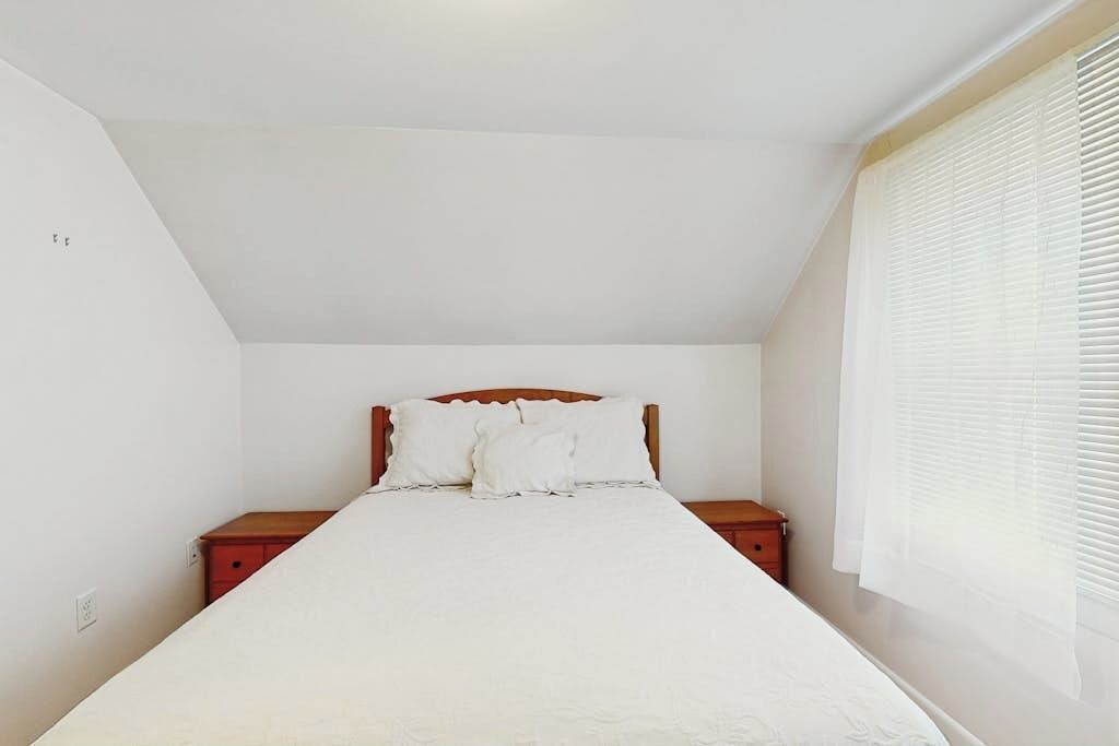 Photo of Bedroom in Winter Harbor