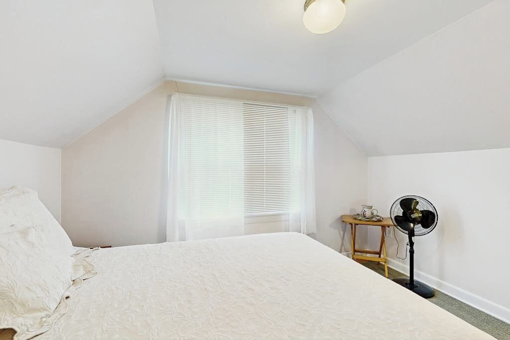 Photo of Bedroom in Winter Harbor