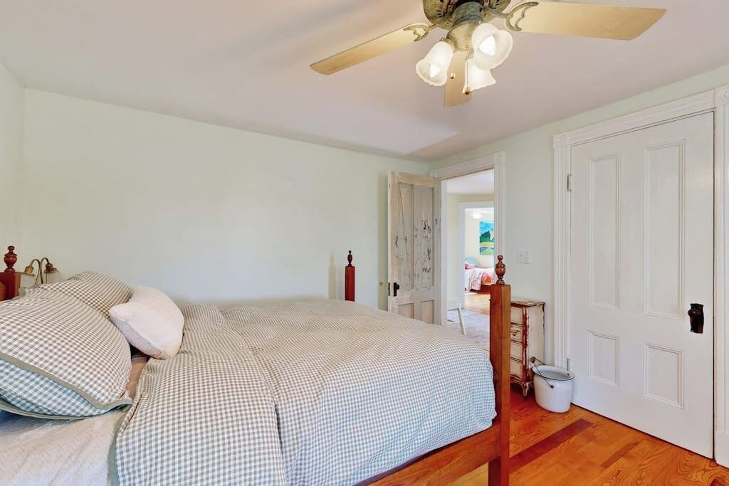 Photo of Bedroom in East Sullivan