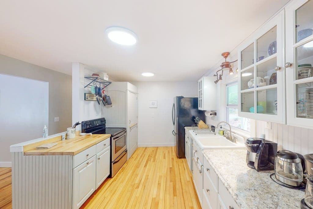 Photo of Kitchen in Somesville