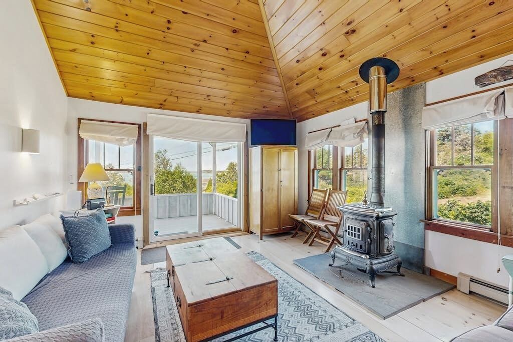 Photo of Livingroom in Spruce Head