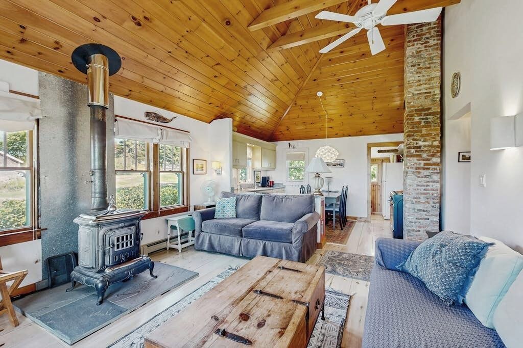 Photo of Livingroom in Spruce Head