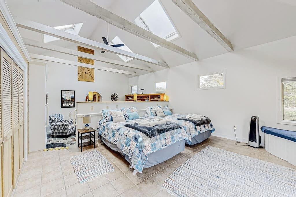 Photo of Bedroom in Lamoine