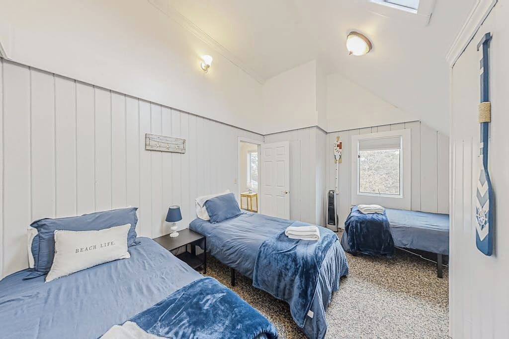 Photo of Bedroom in Lamoine